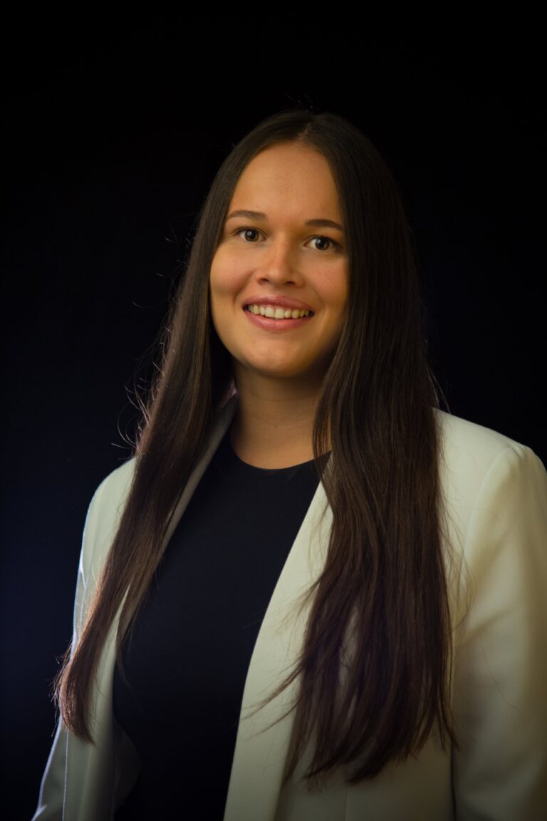 Sarah Bompuis, chargée de communication à Marseille